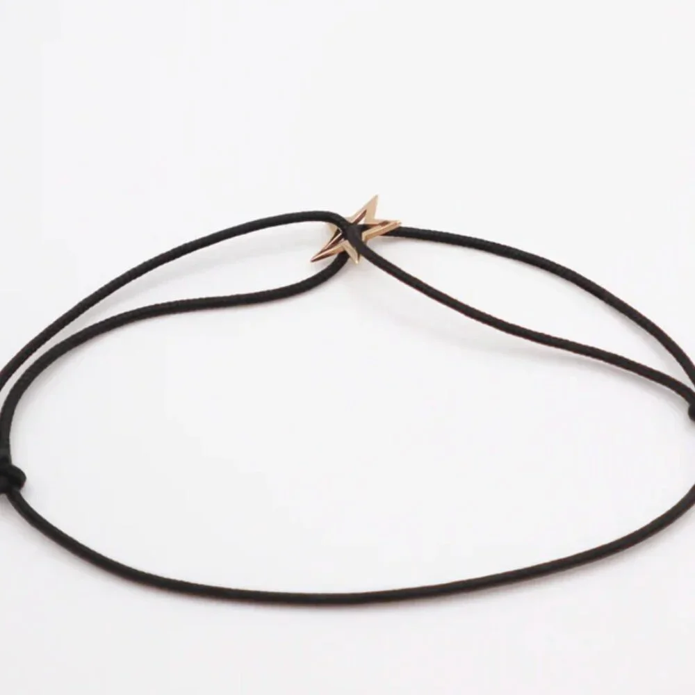 18k Gold Star Bracelet - Picture 3 of 5